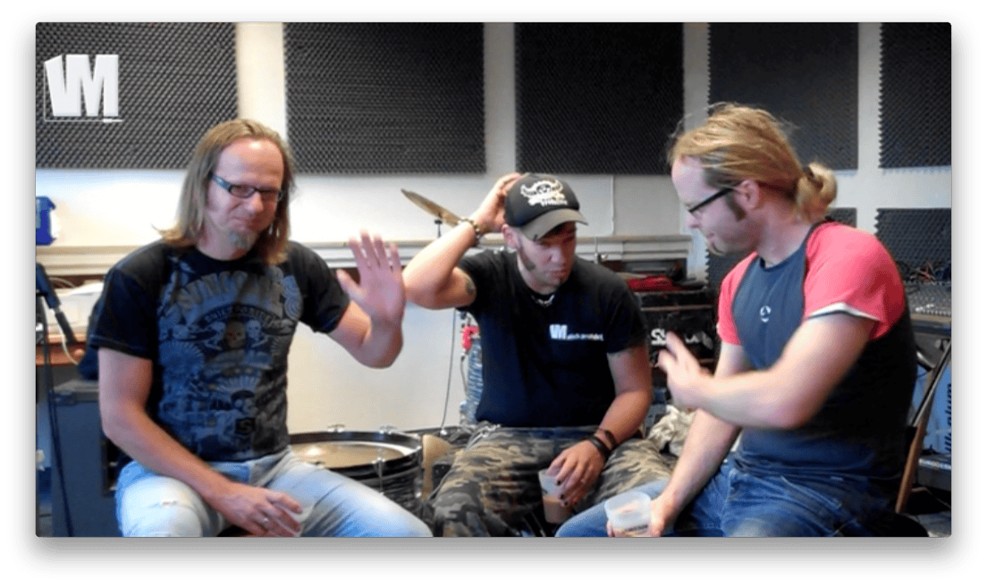 Im Proberaum bei Fiddler's Green: Rainer, Slick, Tobi (v.l.n.r.)