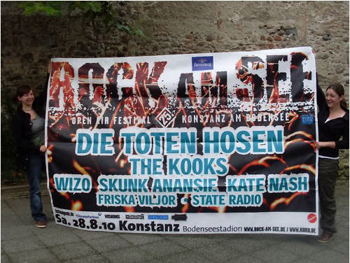 Rock am See: Bannerversteigerung