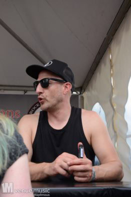 Long Distance Calling @RHF2019