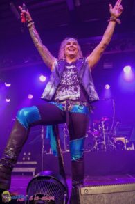 2020-01-30-steel-panther-muenchen-photo-kathy-ertl-ke-designs-fanthers-049