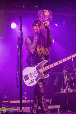 2020-01-30-steel-panther-muenchen-photo-kathy-ertl-ke-designs-fanthers-052