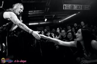 2020-01-30-steel-panther-muenchen-photo-kathy-ertl-ke-designs-fanthers-068